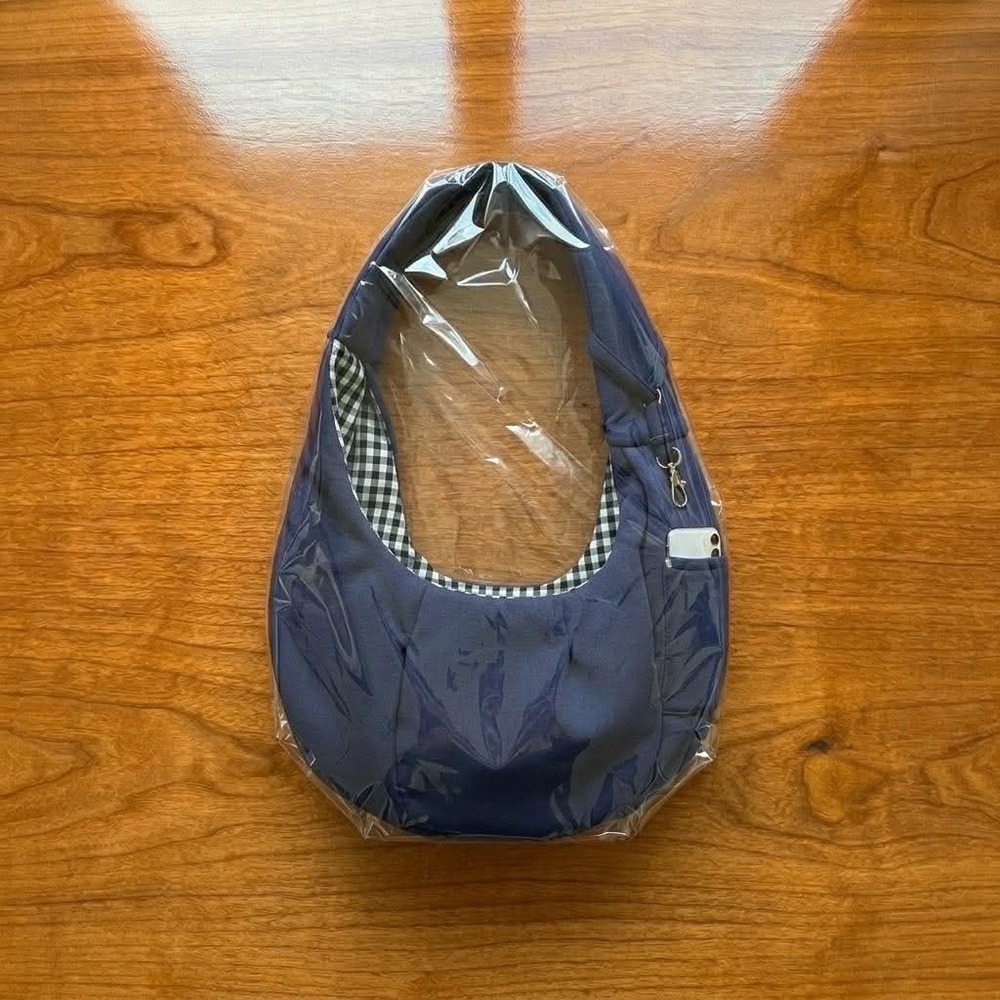 NEW Dog and Cat Carrier Sling Bag Purse With Storage Pocket Hands-Free BLUE